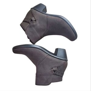 Brown Ankle Boots Size 7.5